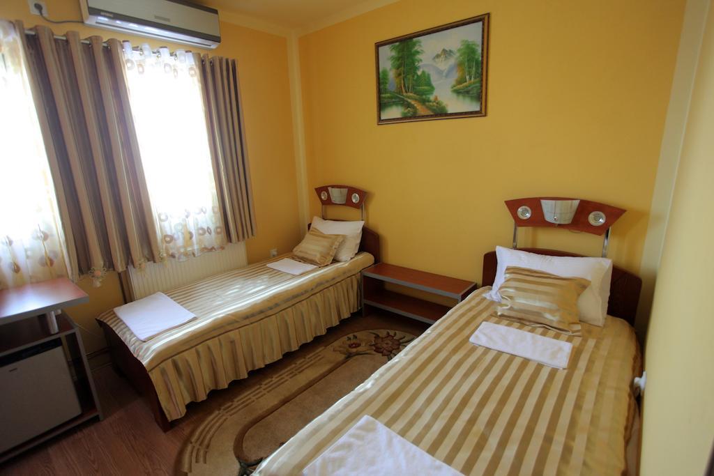 סטארה פאזובה Villa Atina חדר תמונה