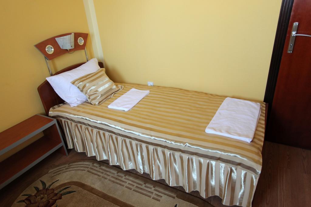 סטארה פאזובה Villa Atina חדר תמונה